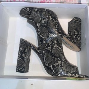 Steve Madden mules-8.5